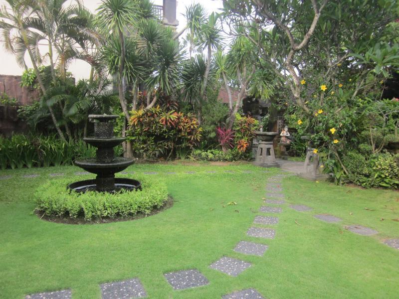Segara Agung 3* Sanur (Bali)